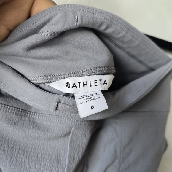 Athleta Women's Gray Shorts 6 - Picture 9 of 13